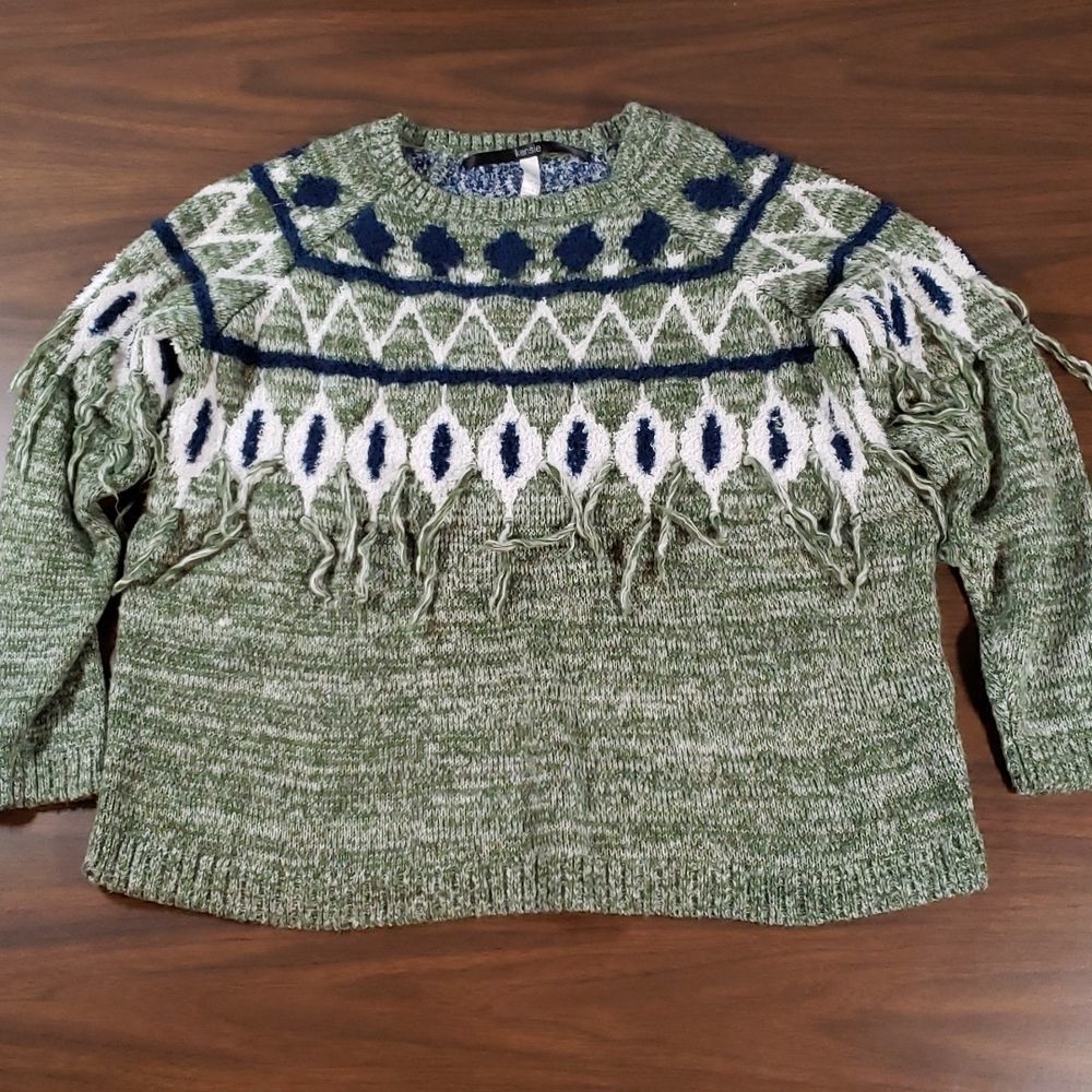 Kensie Tissue Knit‎ Fringe Sweater Medium